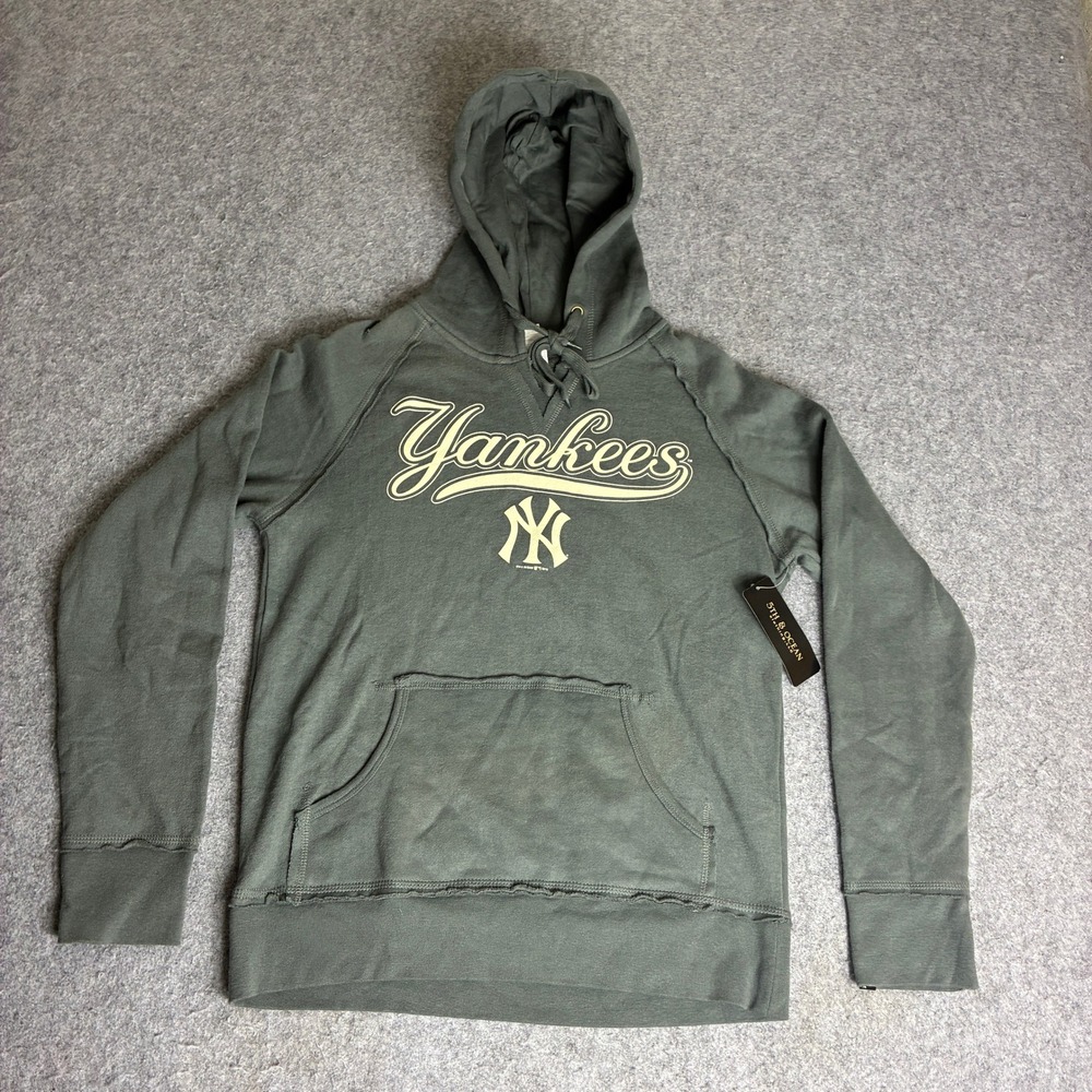 NWT 5th & Ocean New York Yankees Women's Gray Fleece Raglan Hoodie Small MLB